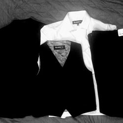 BLACKTIE Boys Size 12 Black Tuxedo Set - Like New