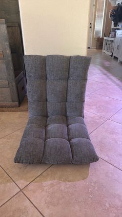 Gray Folding Floor Lounge / Gaming Chair
