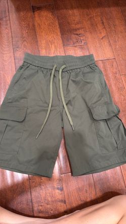 Olive Green Casual Cargo Shorts