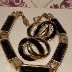 #1657, KENSIE VINTAGE BRACELET 7.5"IN, GOLD TONE
