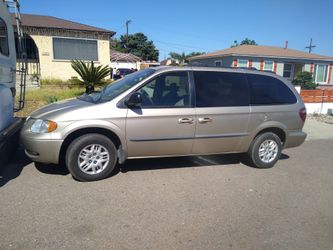2002 Dodge Caravan Sport! Only 122k miles!