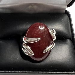 925 Sterling Silver ladies Solitaire ring size 7