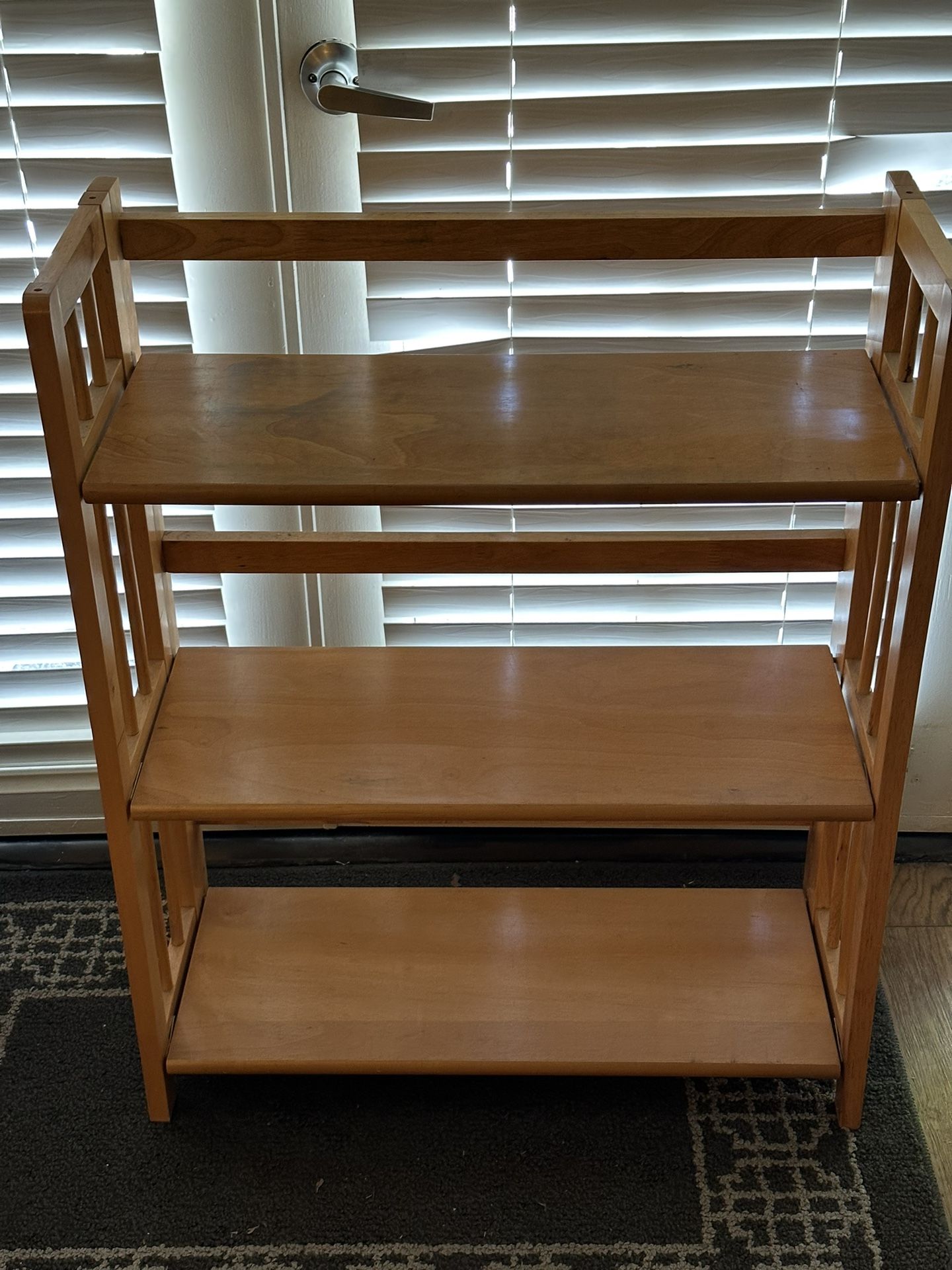 Foldable Wooden Shelves