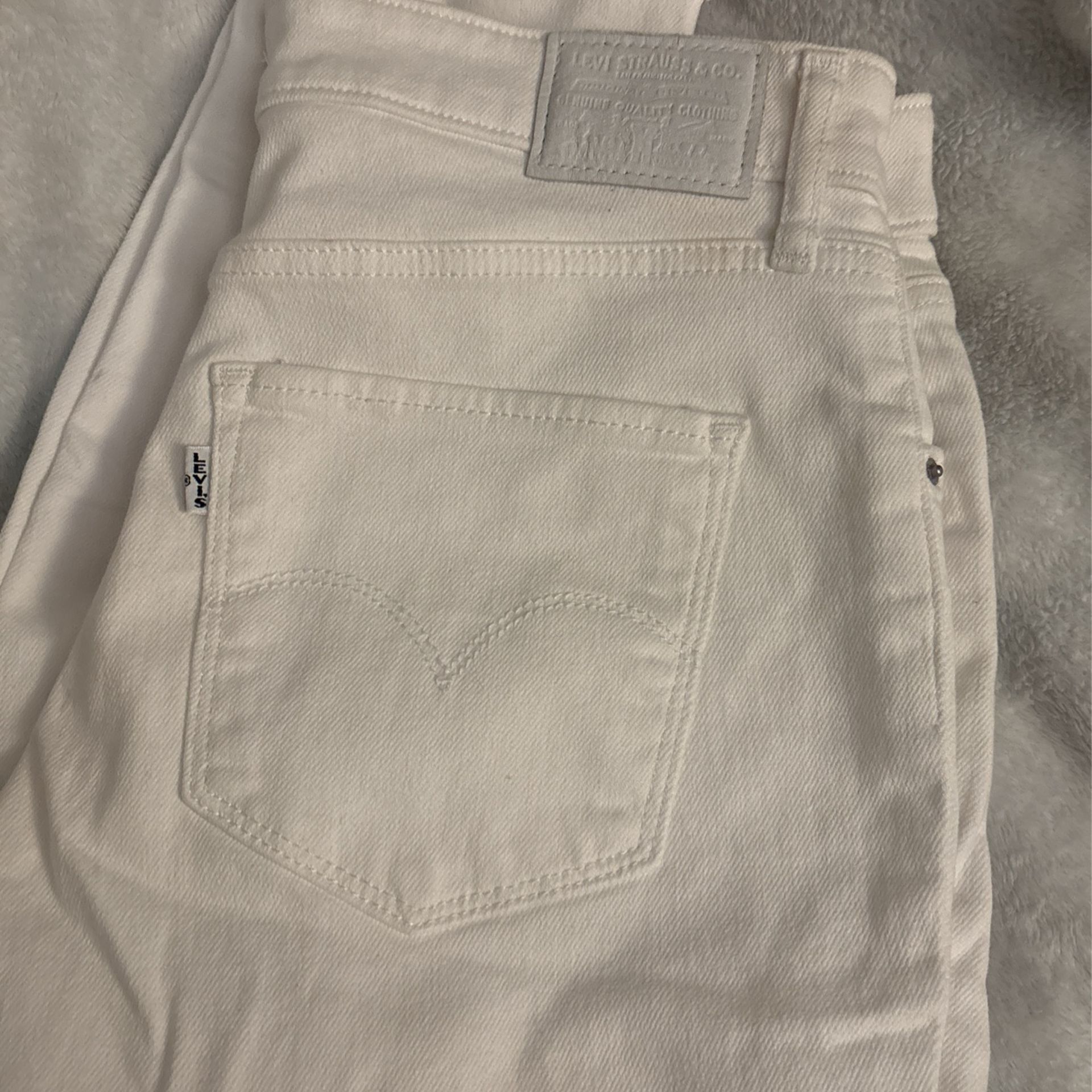 Levi's