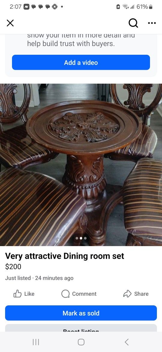 Very Attractive Dining Room Set