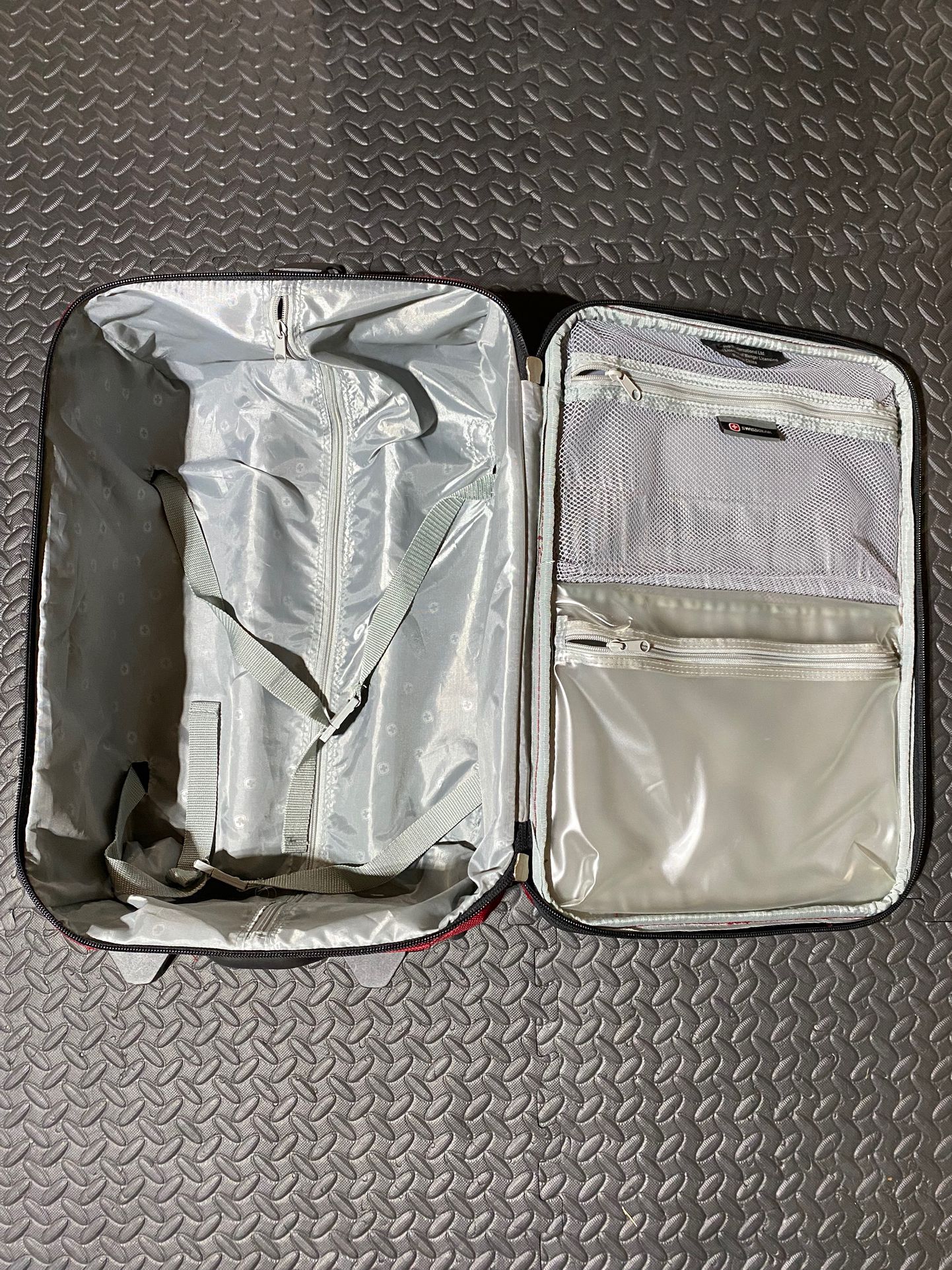 Swiss Luggage 3-Piece Carry-on Set