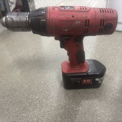 Milwaukee 18 V cordless drill complete with battery and charger
