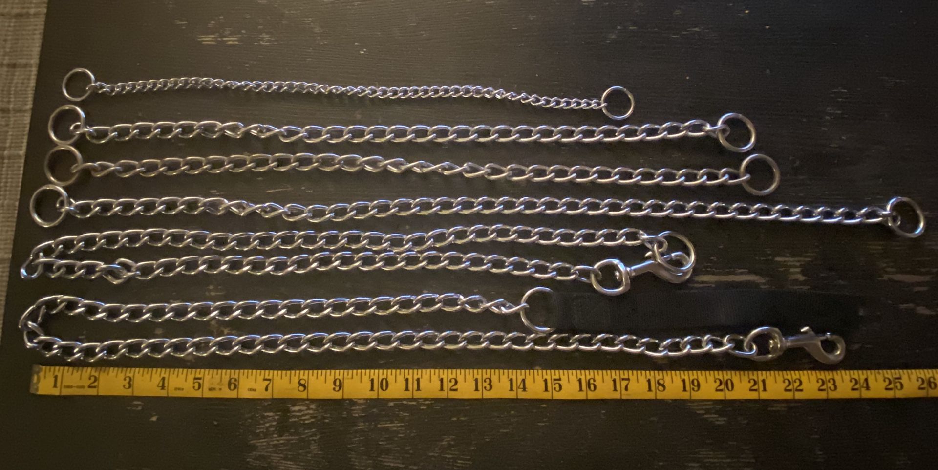 Metal dog leash and collar chains various sizes