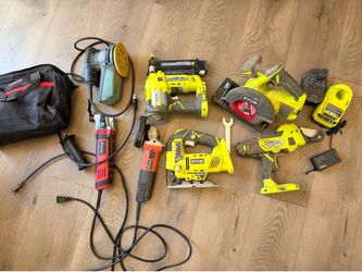 Assorted arrangement of tools