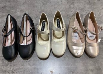 Girls shoes