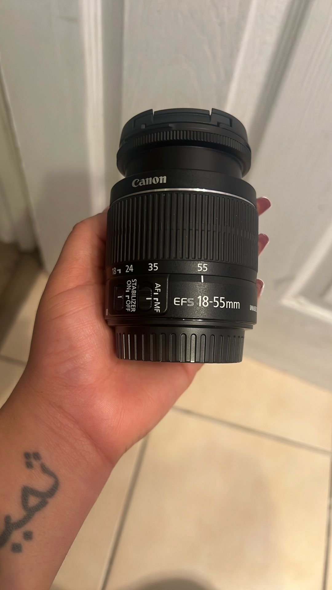 Canon Lens -image Stabilizer MACRO. 0.25m /0.8ft