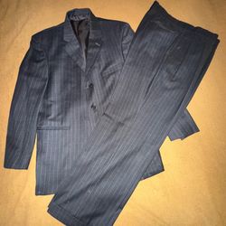 STAFFORD SUPER SUITS 2 Pc DARK GREY PINSTRIPR