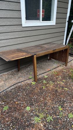 Outdoor Wood Slatted Extendable Dining Table
