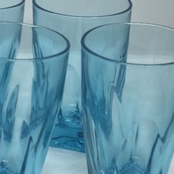 VTG Set (5) Hazelware Capri Gothic MCM Turqoise Blue High Ball Glasses - 4 1/4"   This vintage set of highball glasses is sure to add a pop of color t