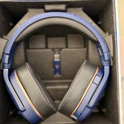 Turtle Beach Stealth 700 Gen 2 MAX – Cobalt Blue (Like New)
