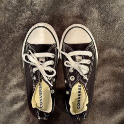New Little Kid’s 11.5 Converse Chuck Taylor Black Low Top with Elastic Backs
