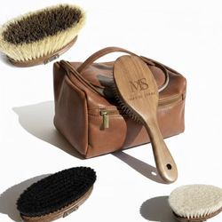 Brand new Premium Horse Brushes Set (4 Pieces)