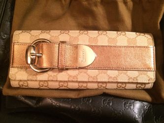 GUCCI CLUTCH PURSE