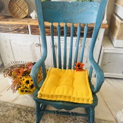 Rocking chair 