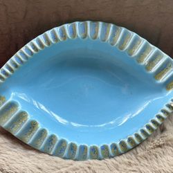 California turquoise Pottery Ashtray Made In USA Mid Century Embossed 3503