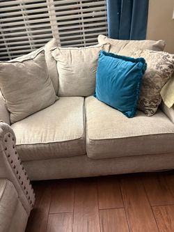 Sofa set