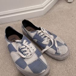 Vans 