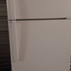 GE fridge
