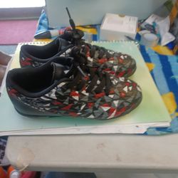 DREAM Unisex Indoor out Tuff Shoes