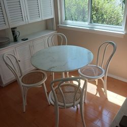 Marble Table /4 Chairs