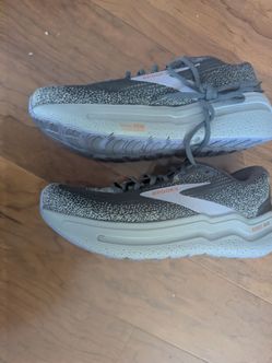 Brooks women's running shoes Ghost Max 3