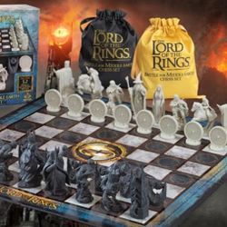 Lord of the rings chess board