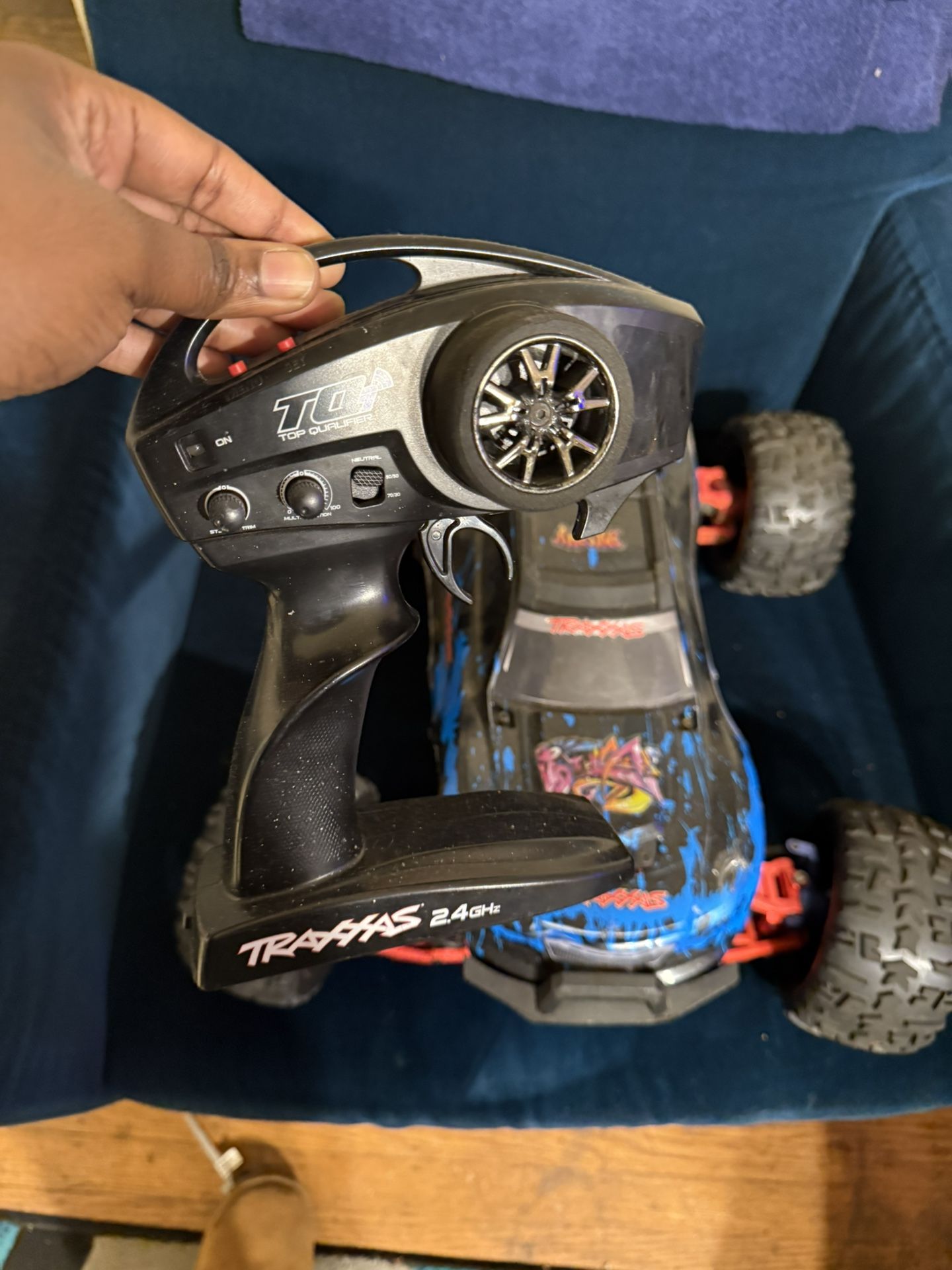 TRAXXUS TRUCK 2.4 GHz