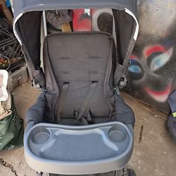 JOOVY ULTRALIGHT STROLLER