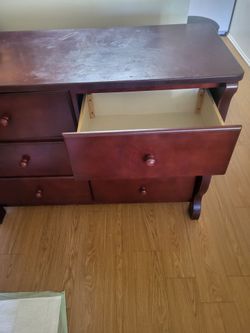 6 draw dresser.