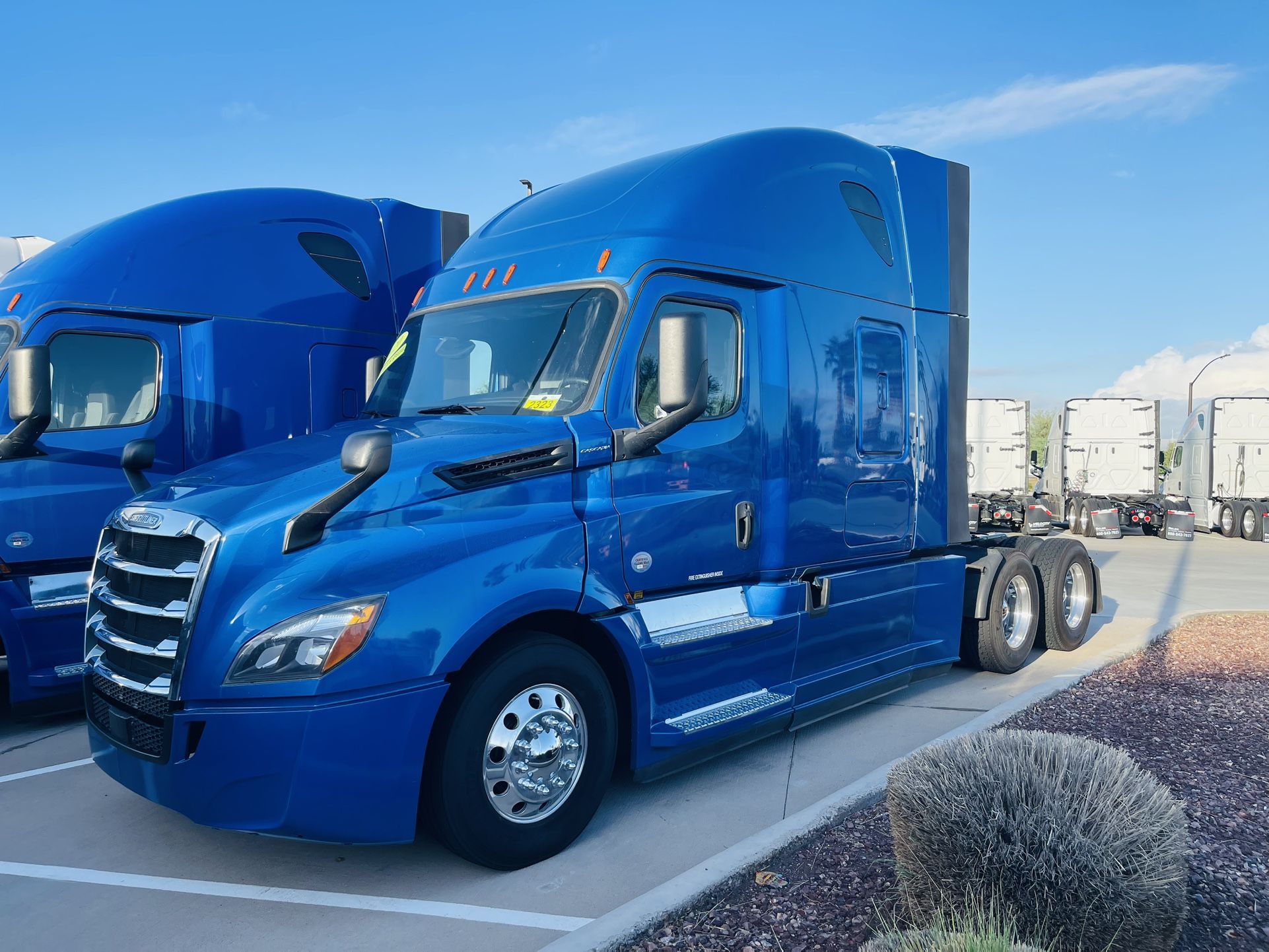 2020 FREIGHTLINER FALL LIQUIDATION DD15 - 455-505 - $5K DOWN PAYMENT MATCH!