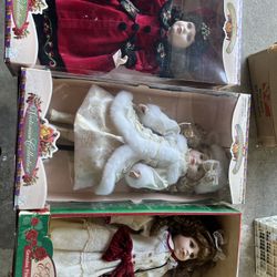 Set Of Porcelain Dolls 