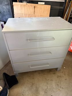 Silver Cabinet 3 Drawer $10