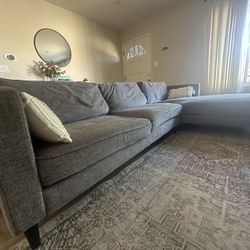 Living Space Sectional(113"W x 33-68"D x 35"H)