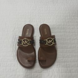 MK Sandal