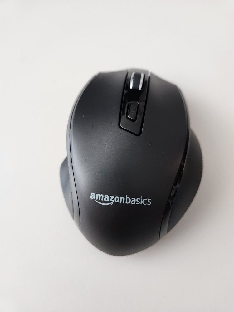 Amazon Basics Wireless Mouse