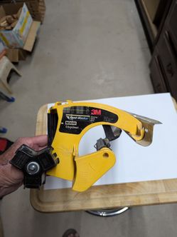 3m masking tap dispenser