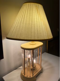 Beautiful MidCentury Lamp 28 inches tall
