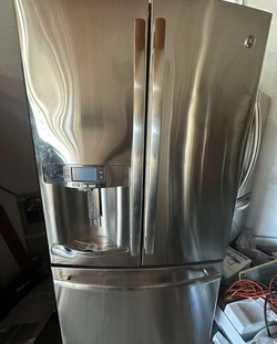 GE French Door Fridge – Stainless, Ice & Water, 36in