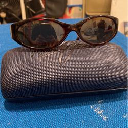 Woman’s Maui, Jim Sunglasses  MJ 125 10*