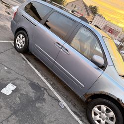 2008 KIA Sedona