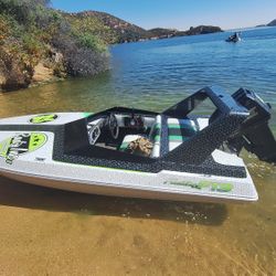 1994 F-13MIN8 BOAT seats 2 40.h.p. Mercury Force 2cyl.2 Stroke Beautiful Condition Galvinised Trailer.