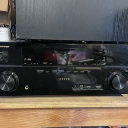 Pioneer elite With Polk Audio Speakers And Subwoofer 