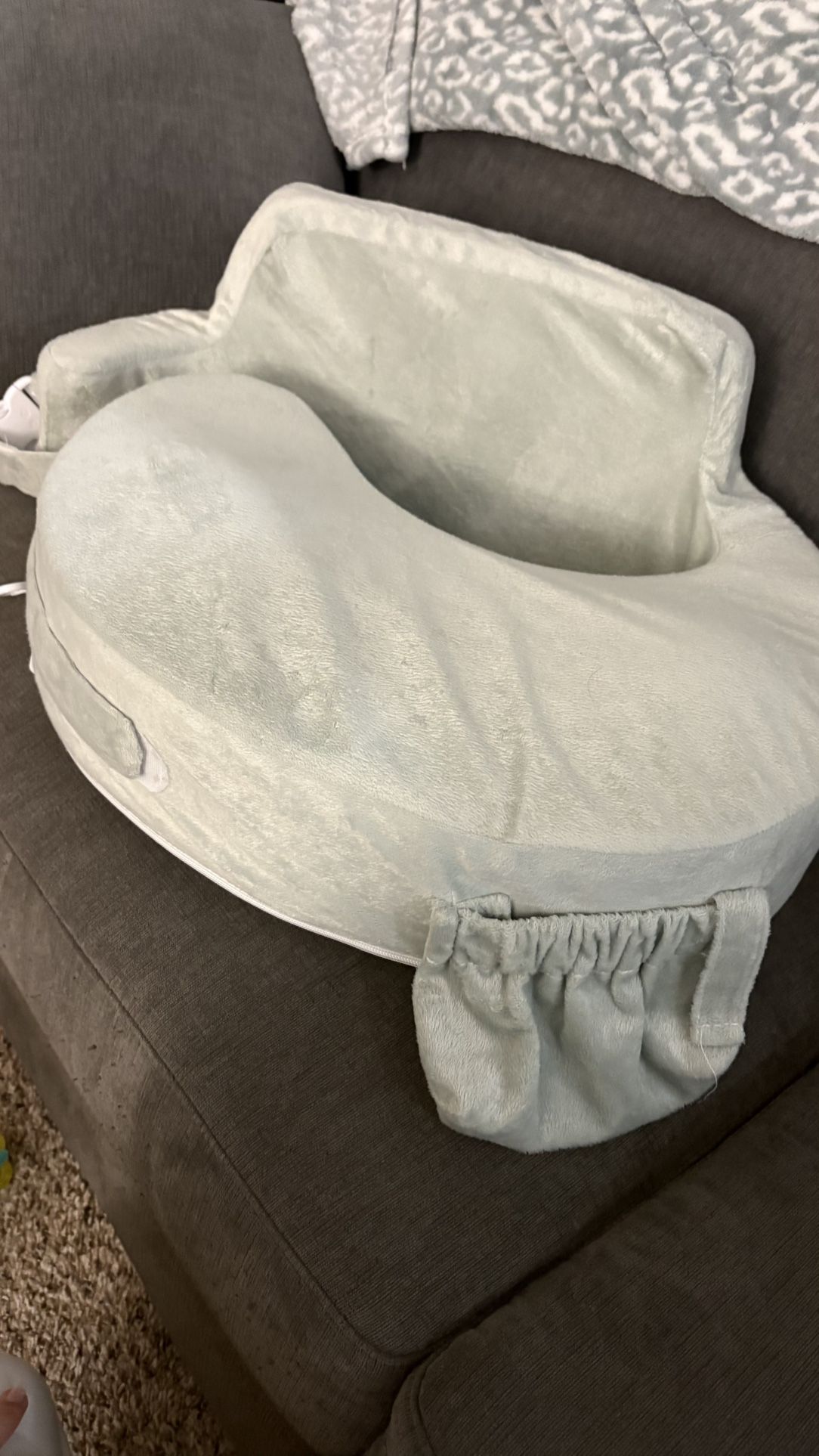 My Brest Friend Nursing Pillow