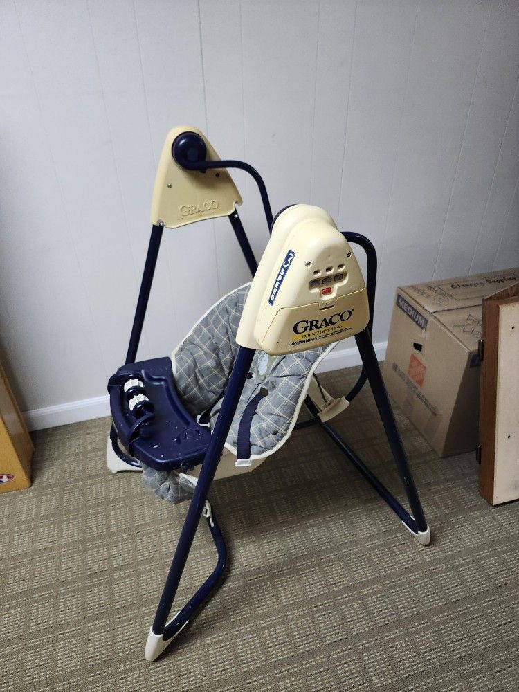 Graco Baby Swing