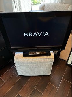 Sony BRAVIA 32” 720p LCD TV